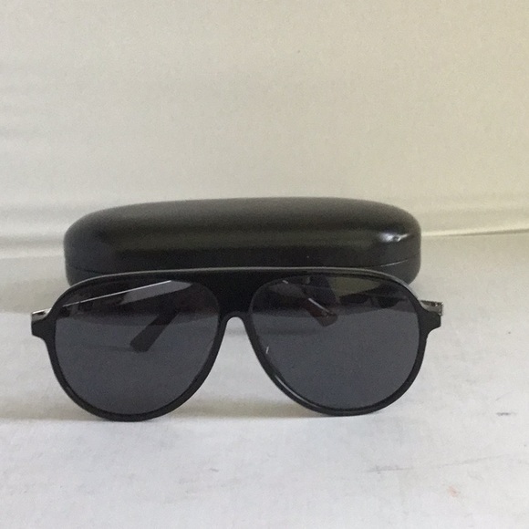 Gucci Other - GUCCI SUNGLASSES MEN.